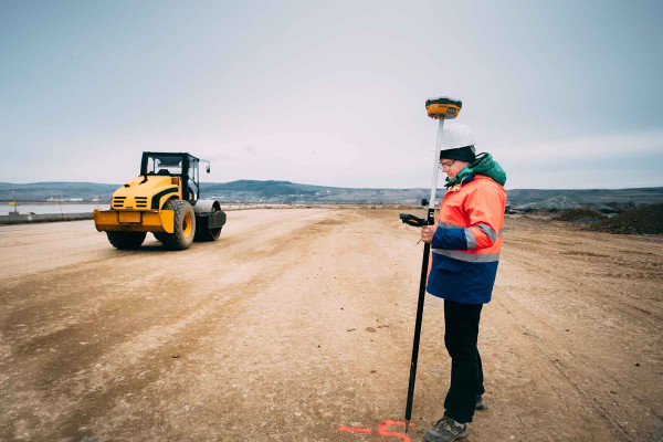 Ingeniería Geomática · Topógrafos Servicios Topográficos y Geomáticos Villagarcía del Llano